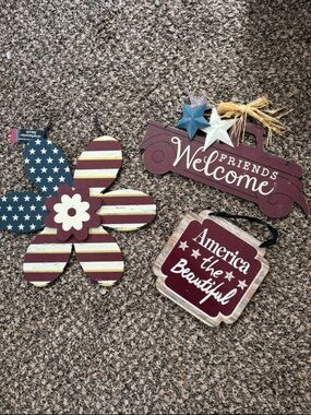 Patriotic Red Welcome Wall/ Door Sign Set of 3
